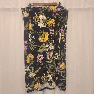 3 for $20 Sale! Roz & Ali navy wrap floral skirt